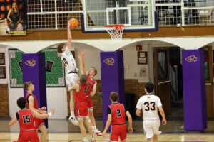 Warriors overcome slow start to handle Neoga, remain undefeated