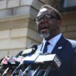Chicago mayor to push for local funding, keeping Bears