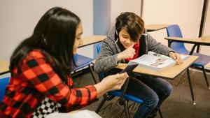 Pritzker signs bell-to-bell school phone ban