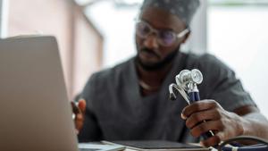 Pharma companies seek to block state expansion of discount drug program