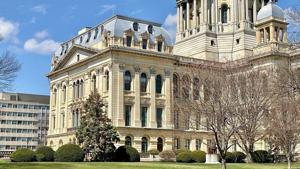 Op-Ed: Illinois’ teacher fund is still betting big while half-funded